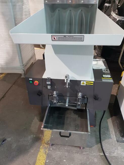 Młyn granulator do mielenia tworzyw sztucznych 7.5kW !!!
