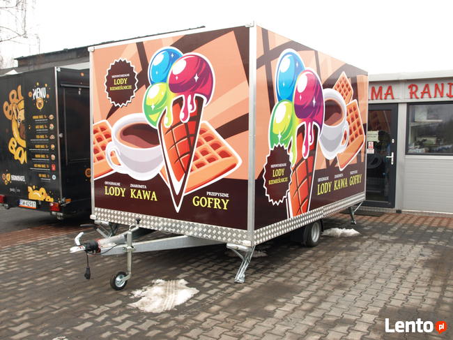 NOWA przyczepa gastronomiczna z maszyną do lodów tajskich.
