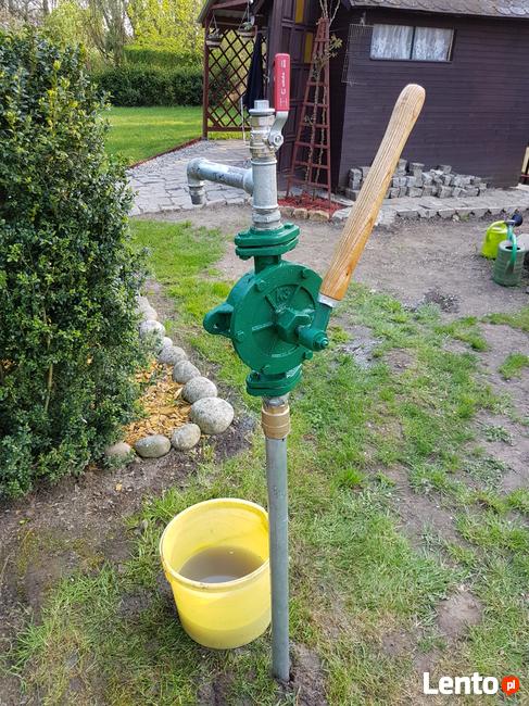 Studnie abisyńskie, podłączenia hydroforów i pomp;