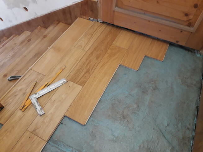 Twój PARKIECIARZ Cyklinowanie Szczotkowanie Barwienie Podłóg