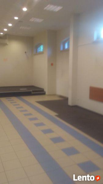 Sprzedam z najemcą lokal użytkowy 102,5m2