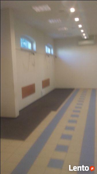 Sprzedam z najemcą lokal użytkowy 102,5m2