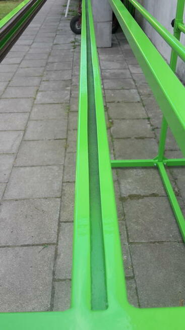 Folia w rolce na stojaku