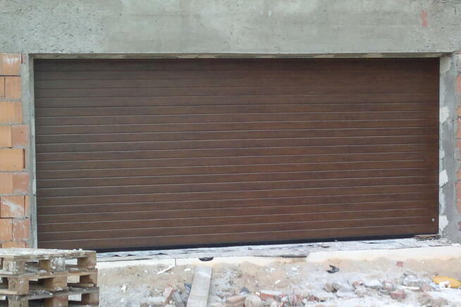 Bramy garażowe Częstochowa – sprzedaż montaż serwis