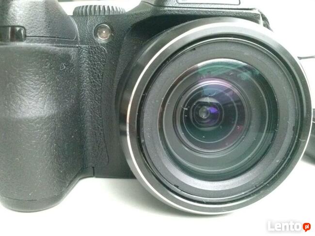 Aparat fotograficzny FUJI FILM FINEPIX S2000HD ZOOM X 15