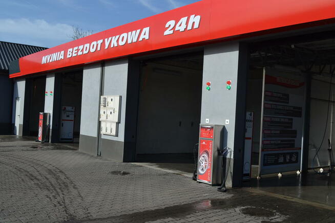 Myjnia samochodowa samoobsługowa bezdotyk (technika) 4 stan.