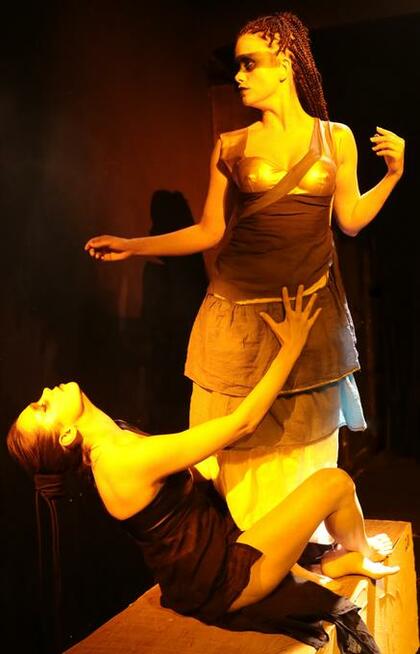 Poszukujesz fotografa.