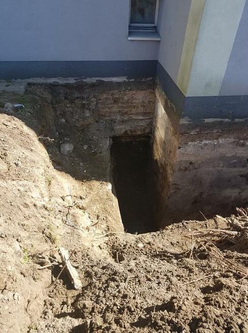 Prace ziemne , odwierty pod słupki, skuwanie posadzek KRAKÓW