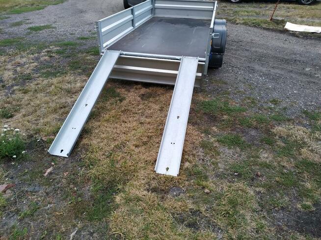 Przyczepa bagażowa dwuosiowa DMC: 750 kg - wynajem