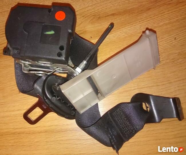 pasy bezpieczeństwa z napinaczami komplet 4 pasów ASTRA G