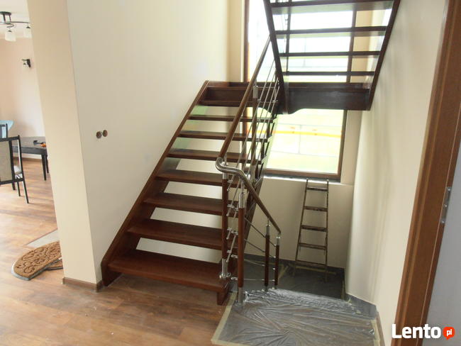 Schody i drzwi drewniane