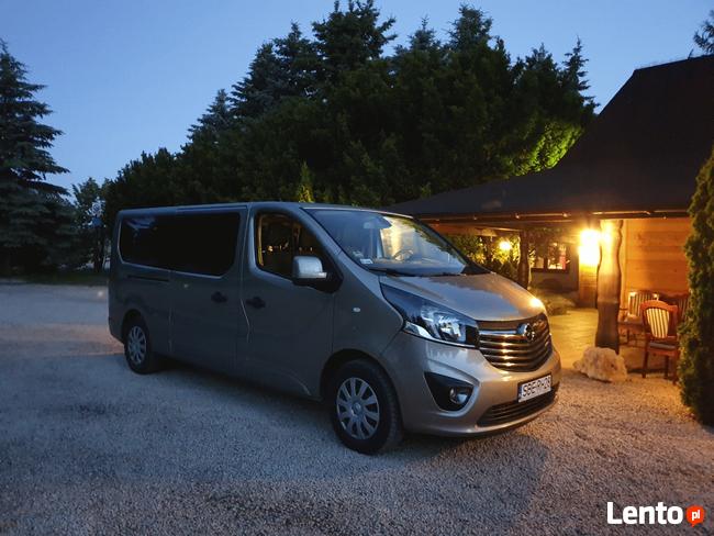 Wynajem busów Gliwice przewóz osób Zawiercie busy Pyrzowice.