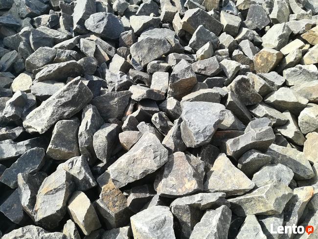 Grys diabaz kamień naturalny ozdobny ogród