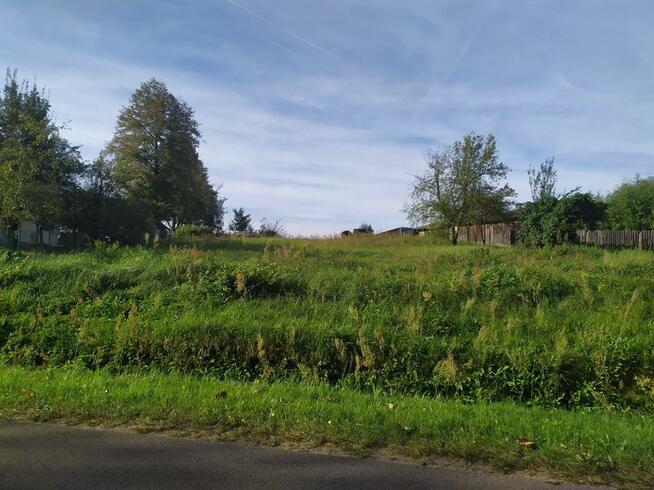 Sprzedam działkę rolno - budowlaną