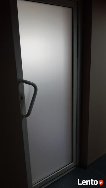 Reklama zewnętrzna, oklejanie witryn samochodów BANERY k