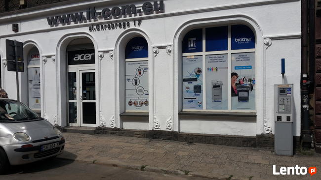 Oklejanie pojazdów, witryn, reklama na samochodzie