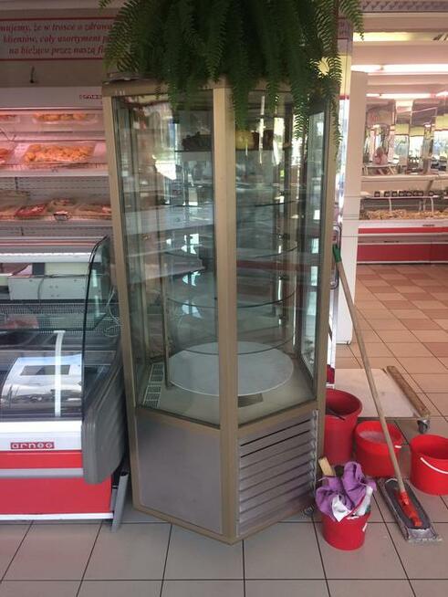 Sprzedam Szafę chłodniczą.