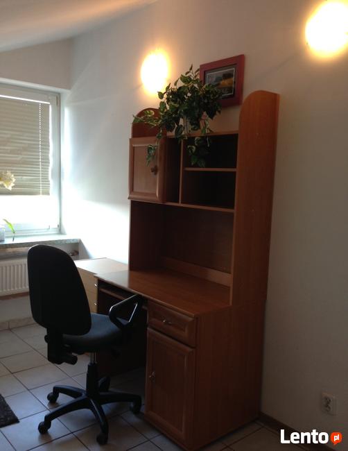 Internat, akademik, pokój dla studenta z pięknym widokiem