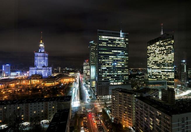 Apartament Na Spotkania Prasowe w Drapaczu Chmur ....