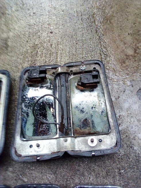 fiat125p lampy tył PRL