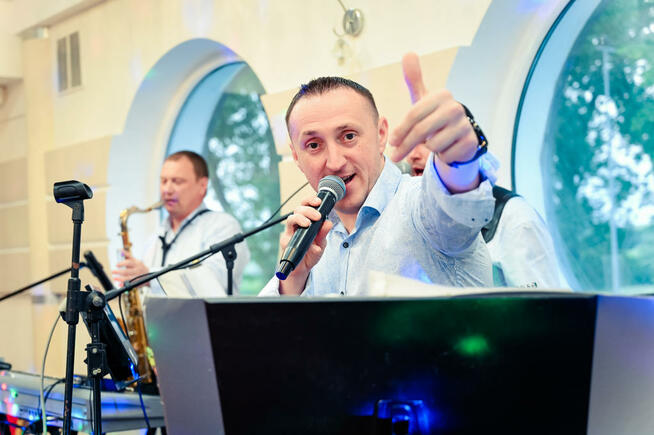 Zespół muzyczny DI WERS profesjonalna oprawa muzyczna wesel