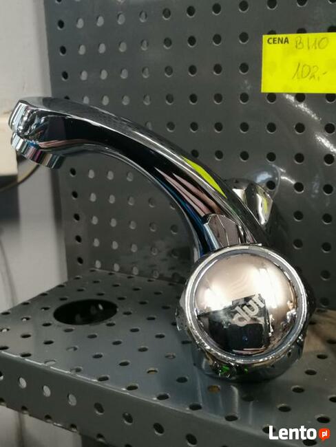 BATERIA UMYWALKOWA STOJĄCA