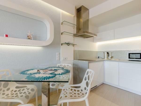 APARTAMENT lux, 2pok z widokiem na morze, Dom Zdrojowy SPA