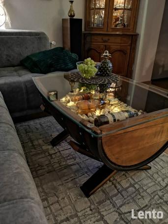 Dębowa Ława z Beczki po Whisky ze szklanym blatem