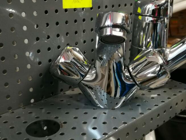 BATERIA UMYWALKOWA STOJĄCA