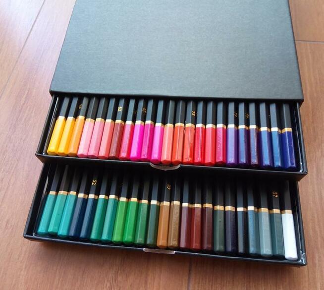 Elegancki zestaw kredek 46sztuk w pudełku ozdobnym