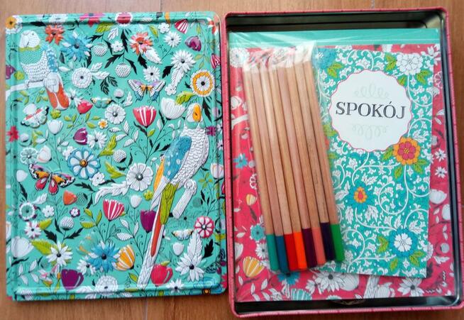 Kolorowanki antystresowe kredki metalowe pudełko ozdobne