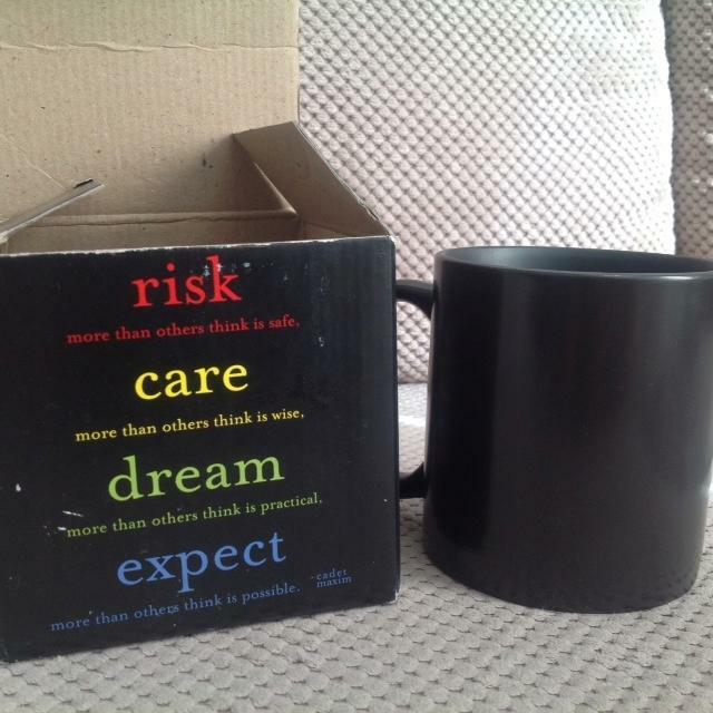 Oryginalny czarny kubek unikat 420ml quotablemugs