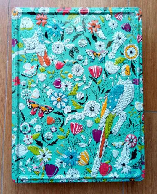 Kolorowanki antystresowe kredki metalowe pudełko ozdobne