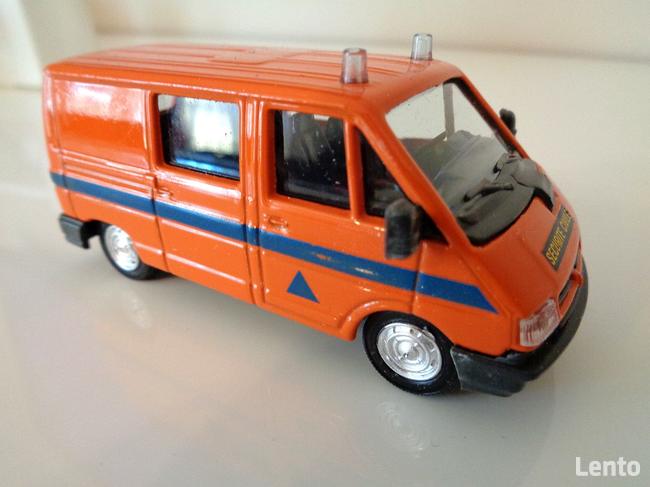 Sprzedam model RENAULT TRAFIC CIVILE