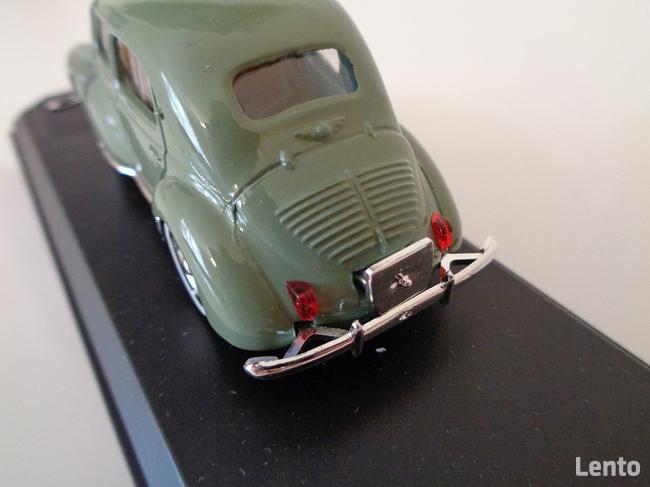 Sprzedam model RENAULT 4 CV 1954