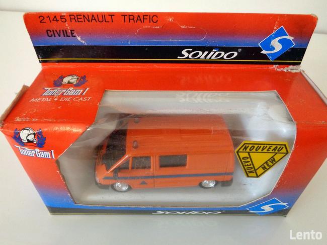 Sprzedam model RENAULT TRAFIC CIVILE