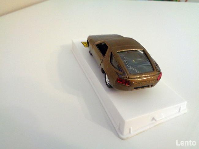 Sprzedam model PORSCHE 928 S