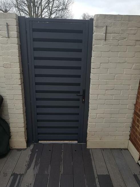 Ogrodzenie palisada nowoczesne