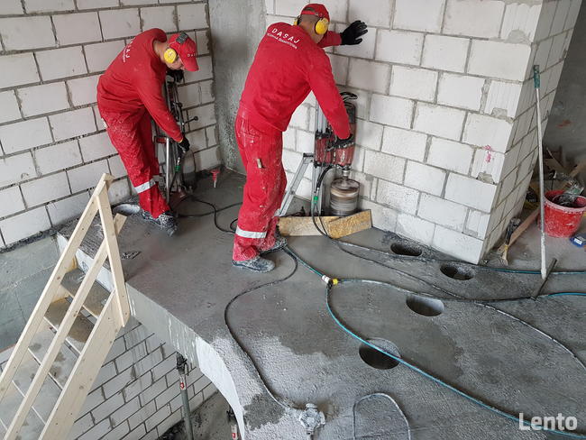 Pomocnik operatora wiertnicy i piły do betonu / Prac. Budowl