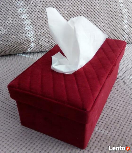 Eleganckie bordowe aksamitne pudełko na chusteczki