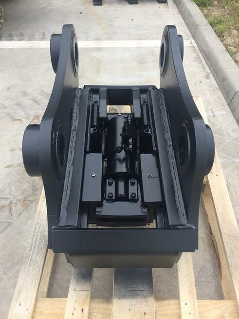 PRODUCENT - SZYBKOZŁĄCZA MECHANICZNE I HYDRAULICZNE