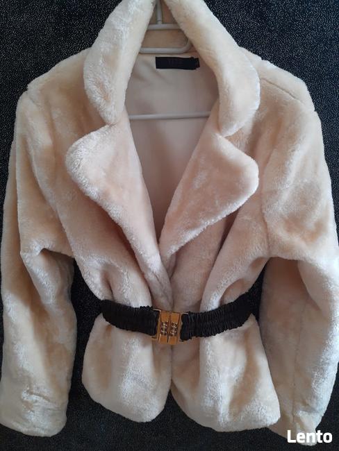 SPRZEDAM kilkanaście sukien ślubnych i dodatki. OKAZJA