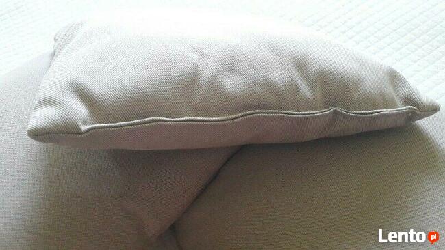 nowe trzy poduszki 40x40 cm