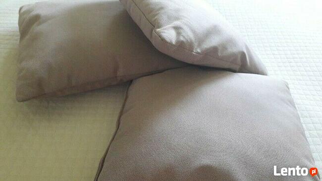 nowe trzy poduszki 40x40 cm