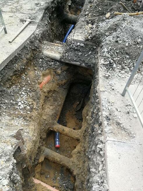 Usługi mini koparką+ wiertnica+ młot