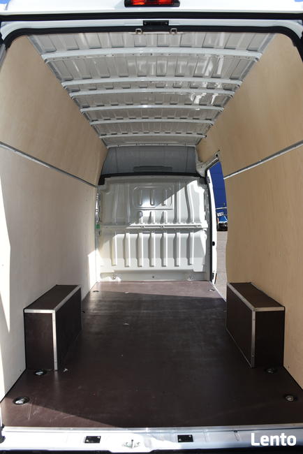 wypożyczalnia nowych busów L4H3