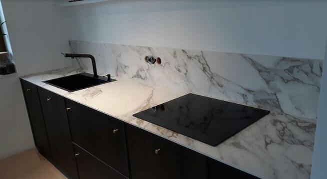 Spiek Kwarcowy Carrara stół, blat.