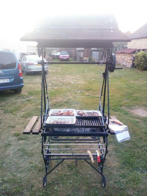 Grill ogrodowy kuty
