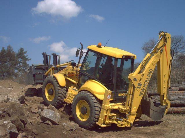 Czyszczenie działek z zarosli drzew korzeni rekultywacja