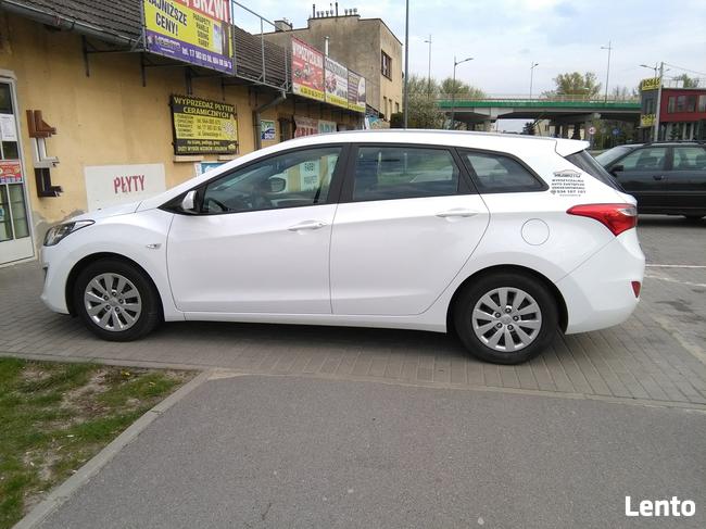Wynajem HYUNDAI I30 kombi wypożyczalnia samochodów